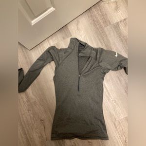 Nike Pro - Women’s 1/4 Zip Up